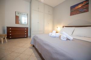 Skopelos Blue Horizon Home Glossa