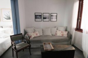 Skopelos Chora Apartment