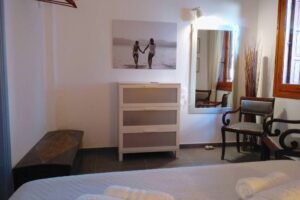 Skopelos Chora Apartment