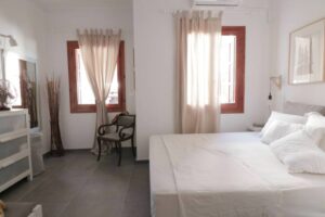 Skopelos Chora Apartment