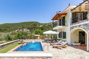 Skopelos Pool Vila Geraki