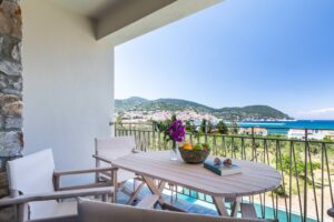 Skopelos Pool Villa Kingstone